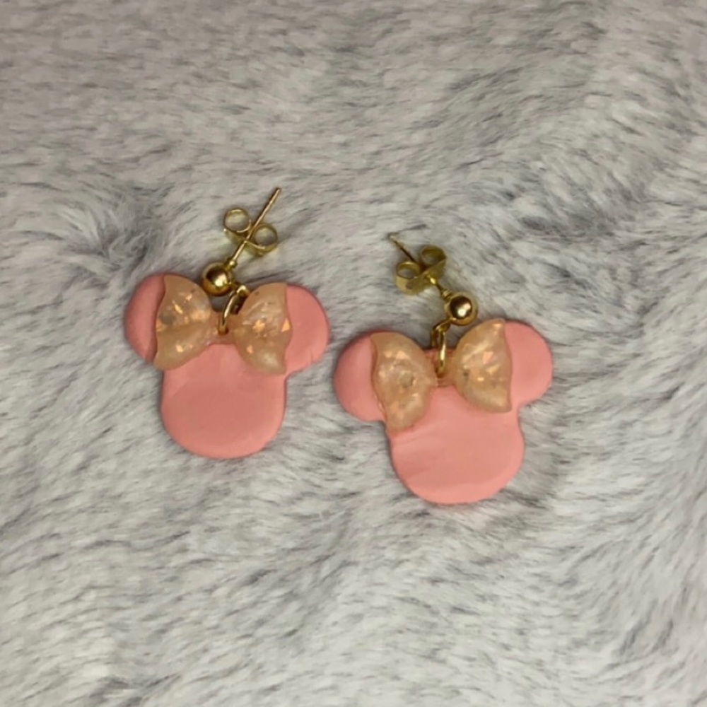 Handmade Minnie polymer clay earrings